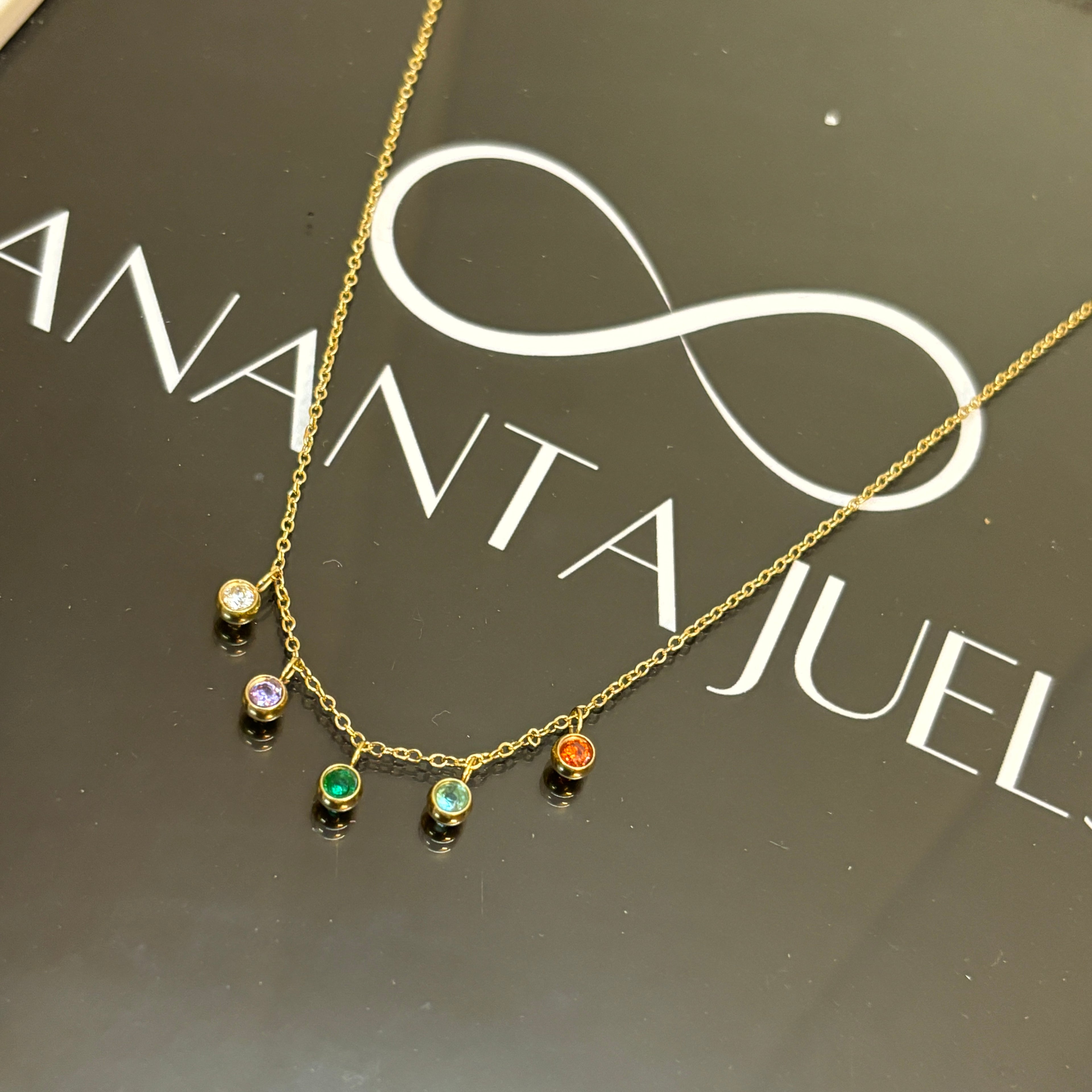 Mini ora necklace