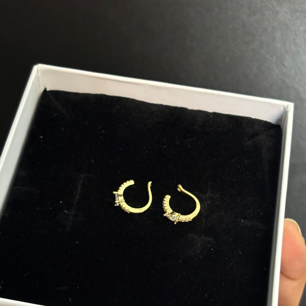 Anvi cuff earrings