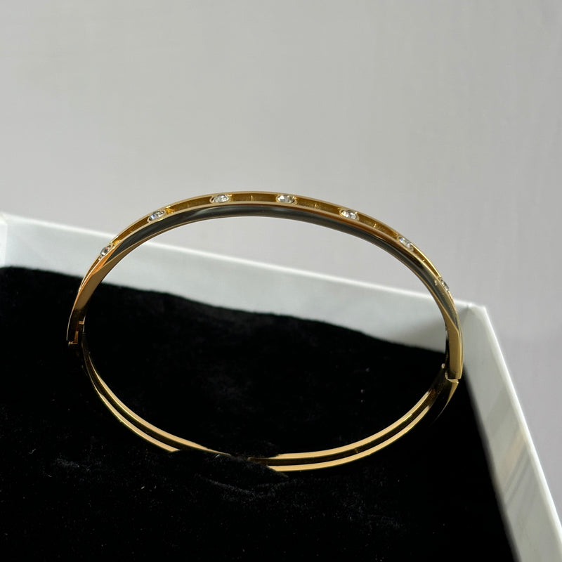 Anaya band bracelet