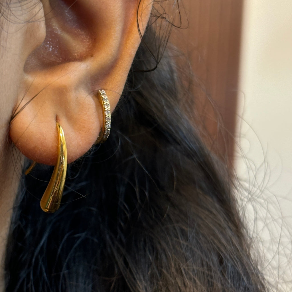 Drop earrings