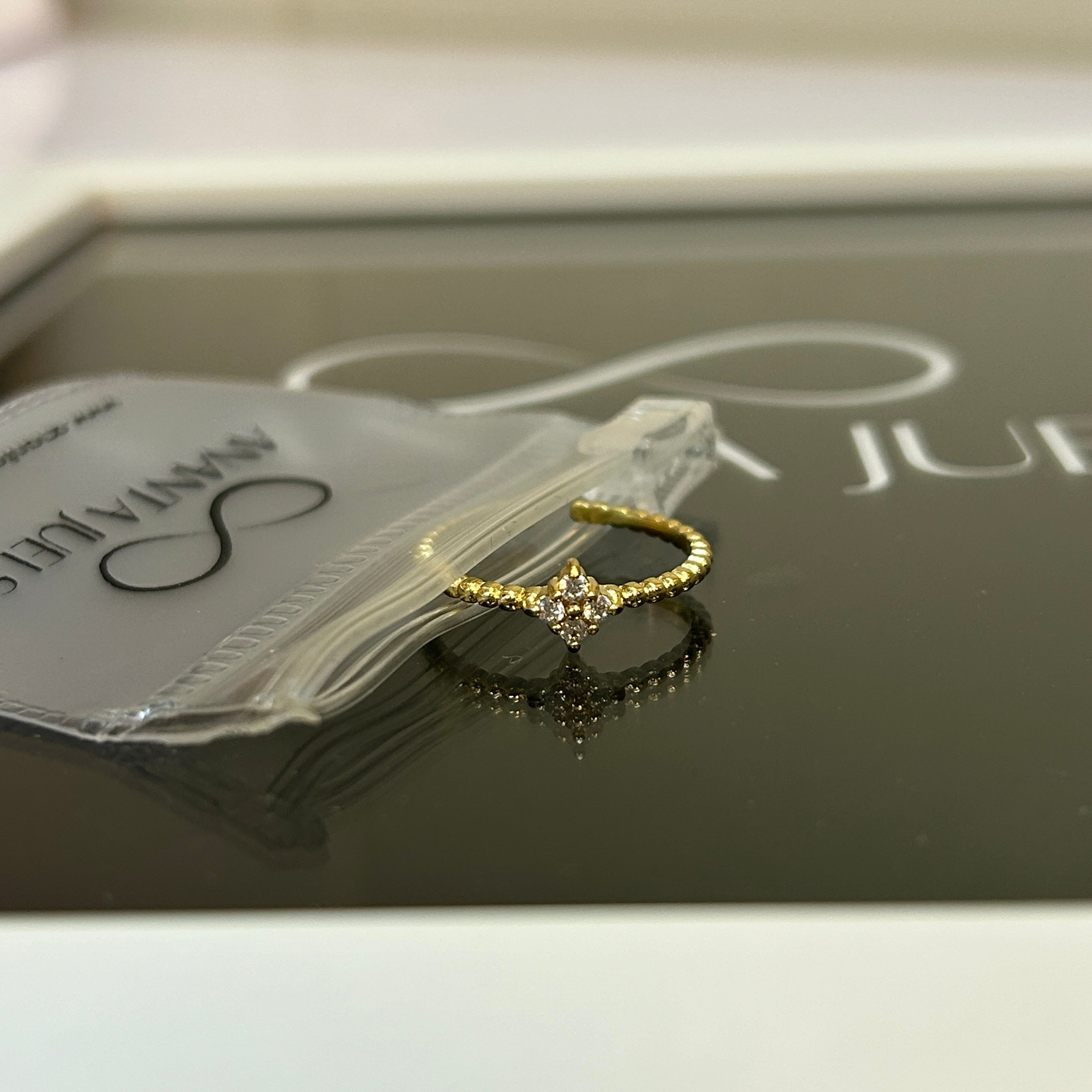 Mini studded ring