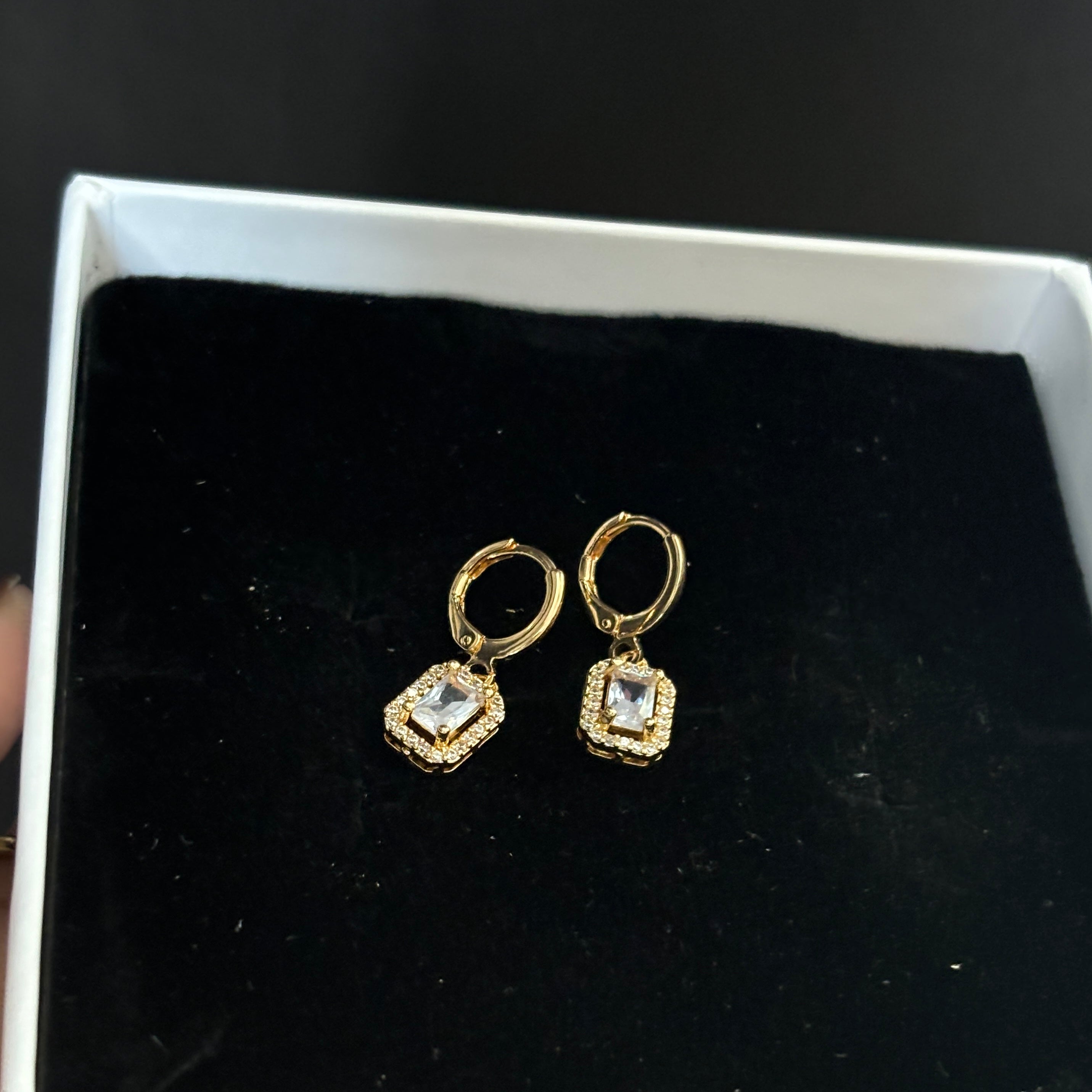 Square drop hoops