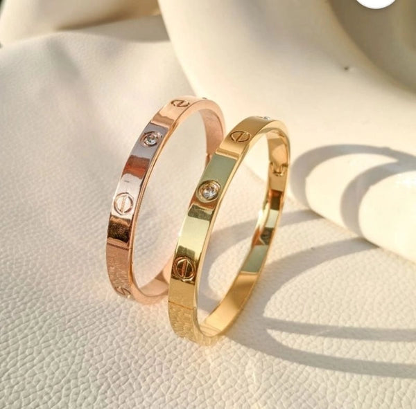 Luv Bracelet