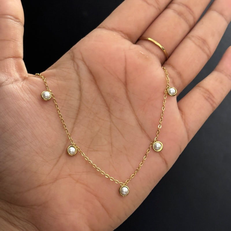 Pearl Aaravi necklace