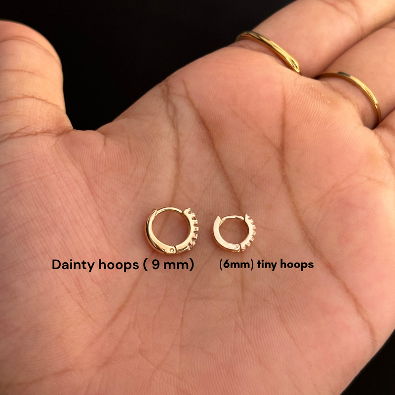Dainty hoops (small)