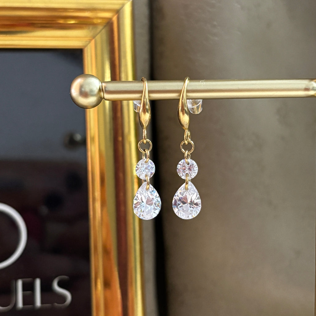 Bella drop earrings