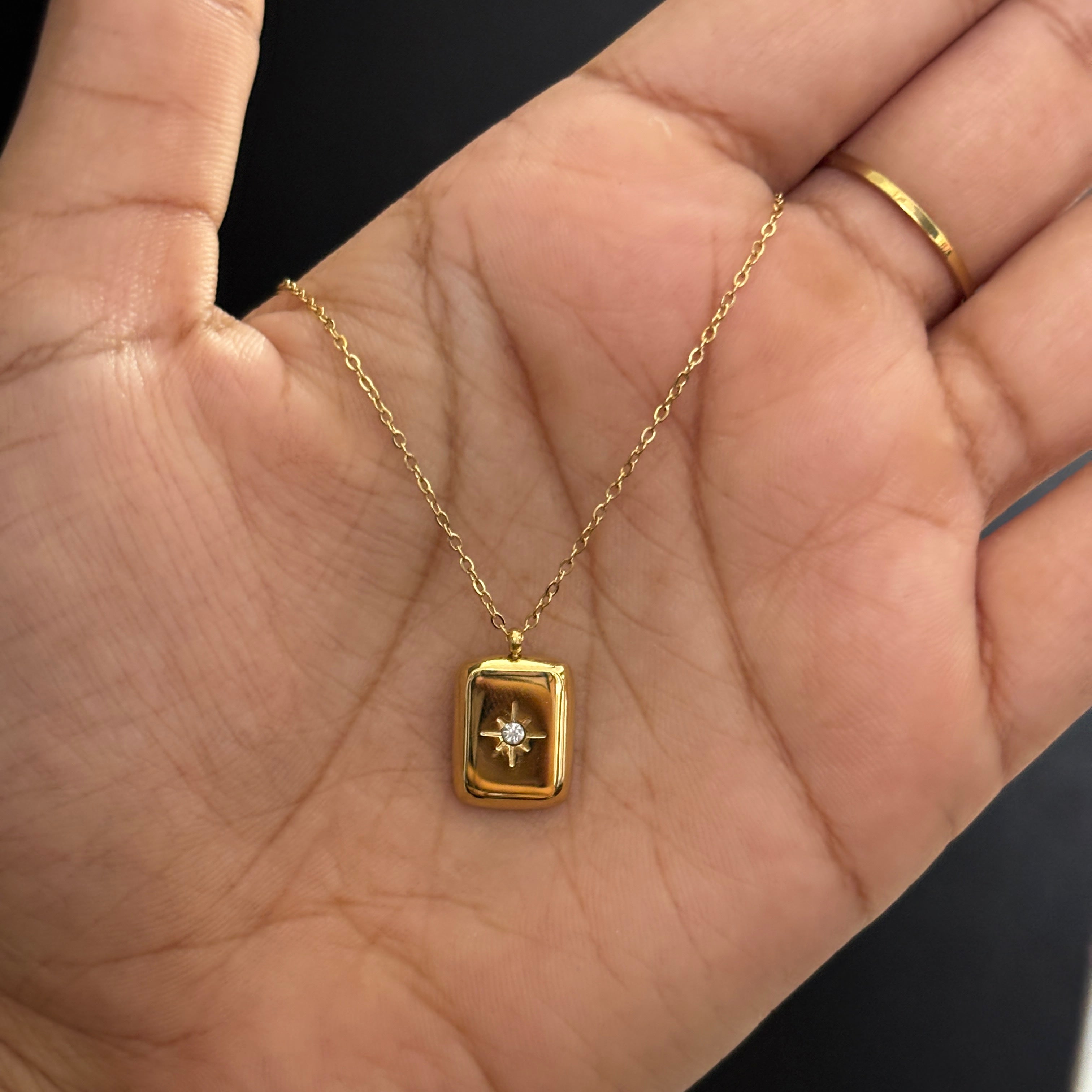 Stella necklace 2.0