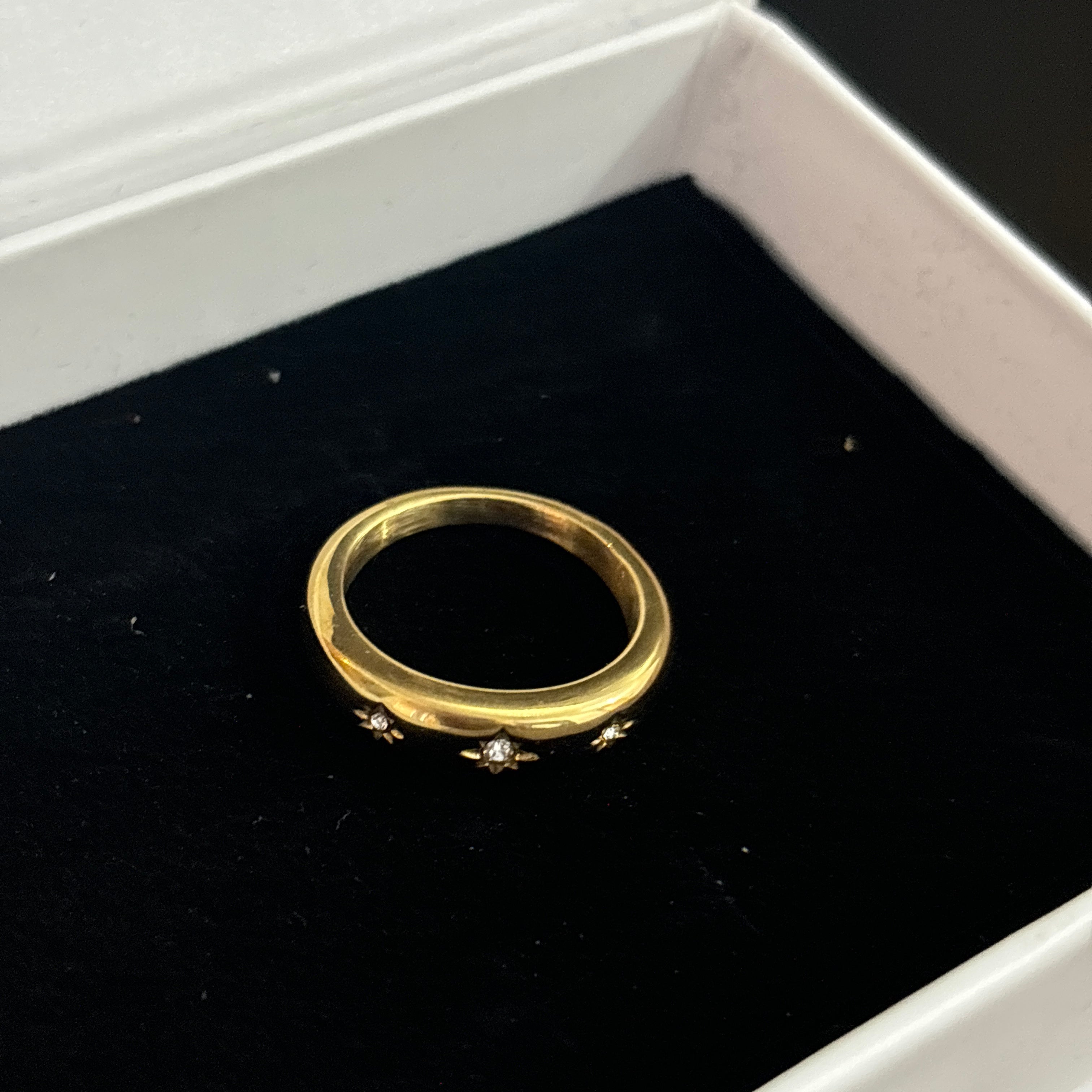 Stella ring 2.0