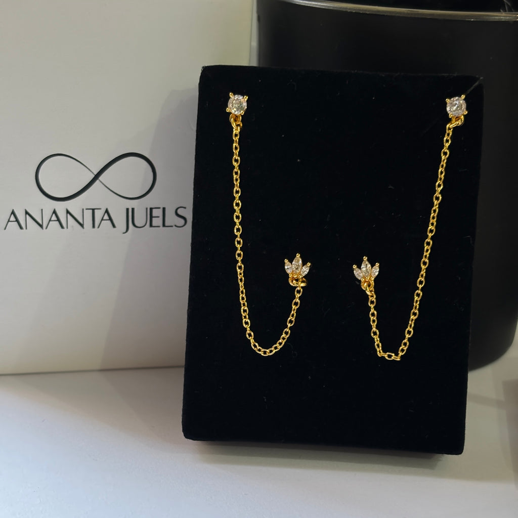 Crown double piercing earrings (brass)