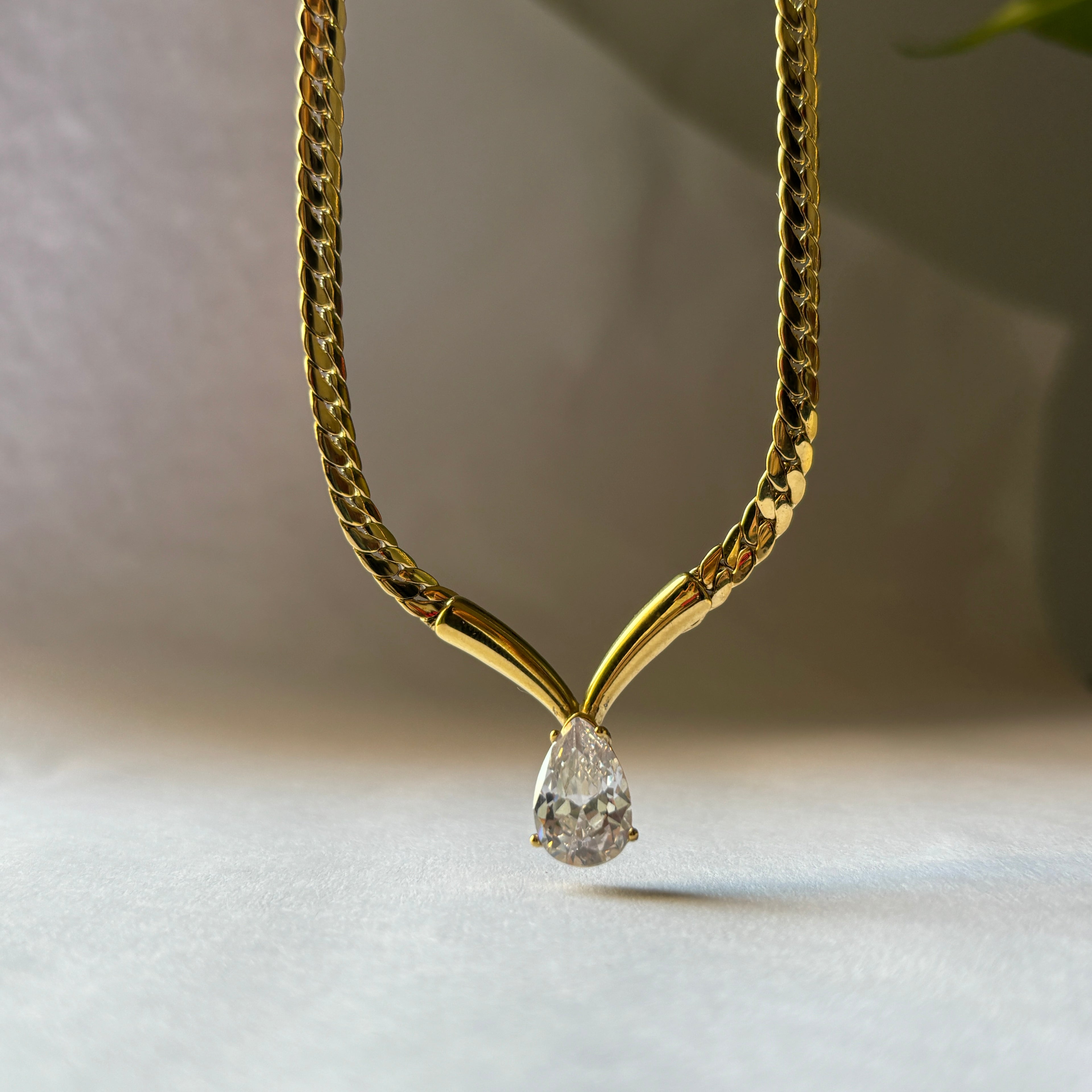 Vintage glow necklace