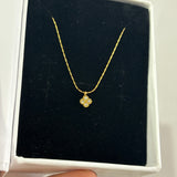 Tiny floral necklace