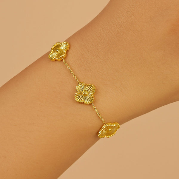 Floral bracelet