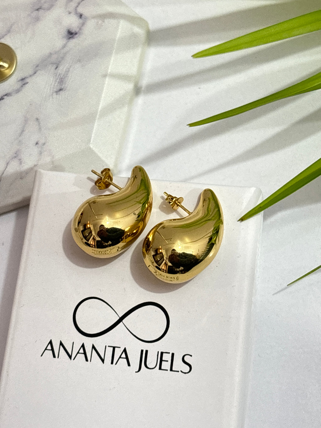 Water drop earrings
