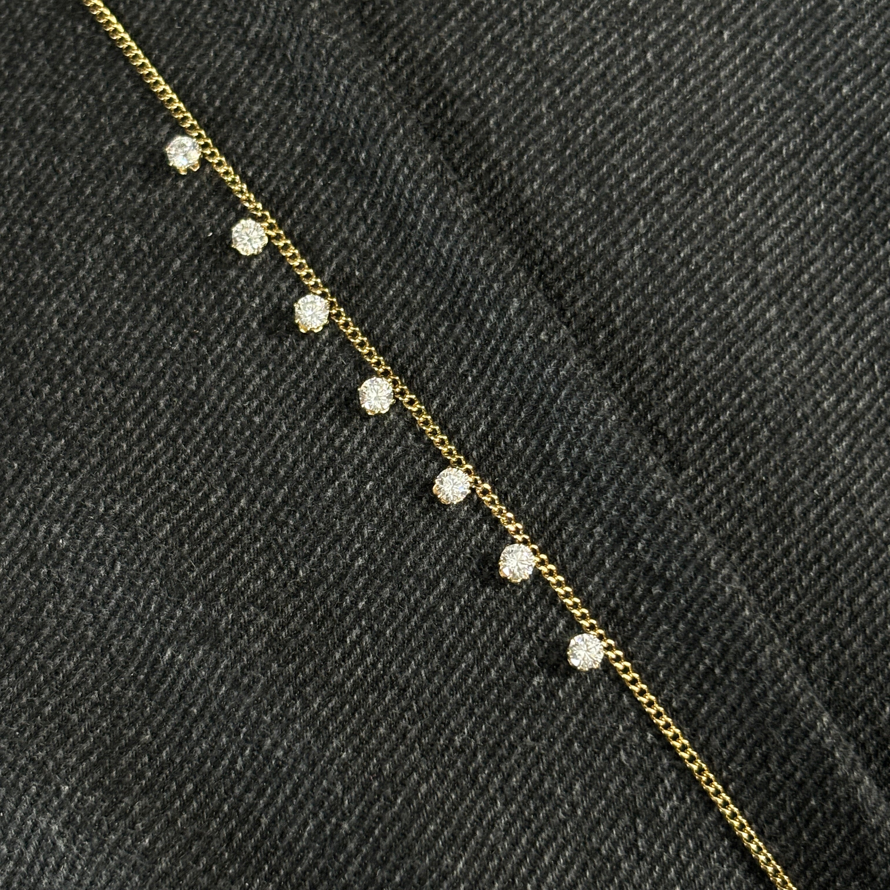 Anvi chain bracelet
