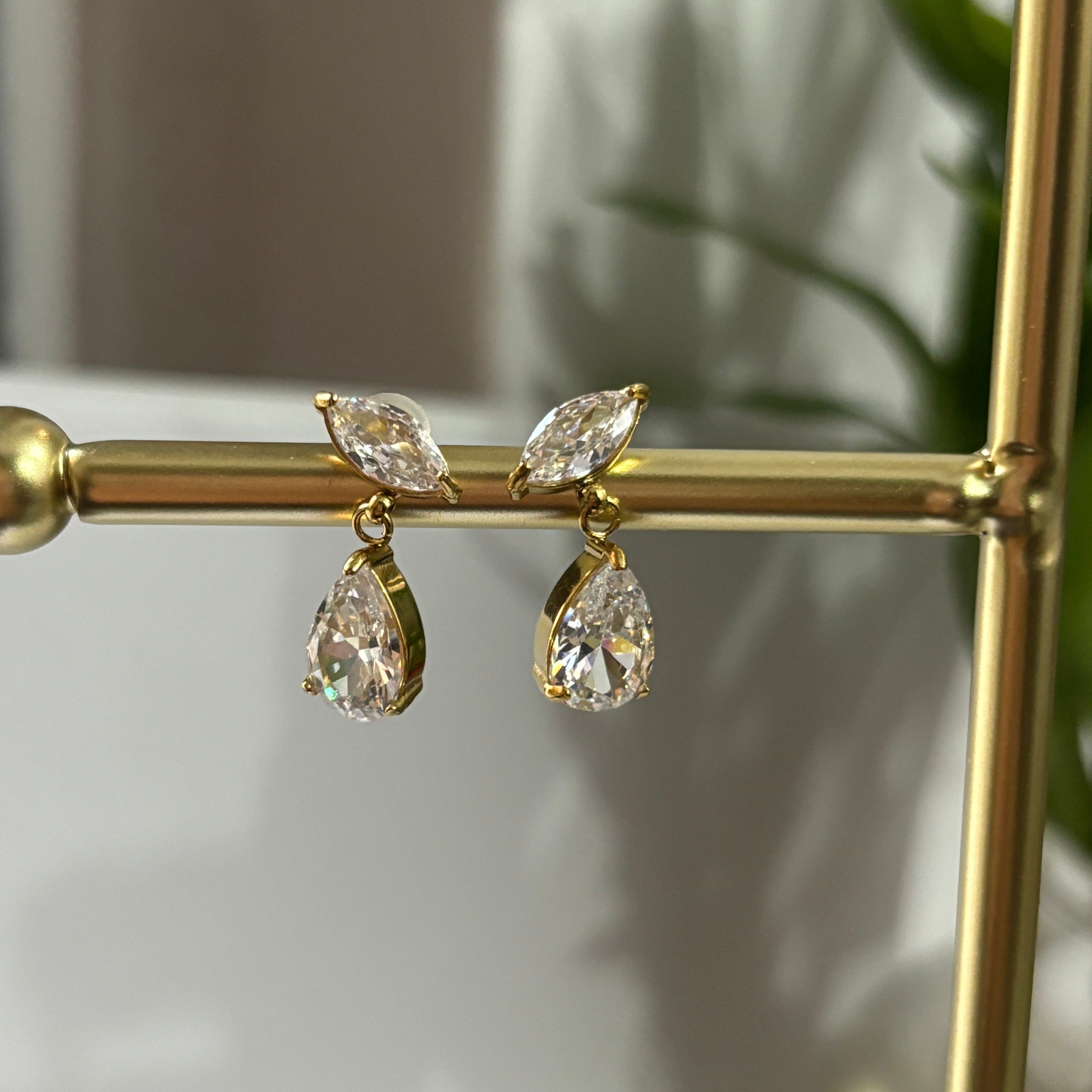 Glow earrings 2.0