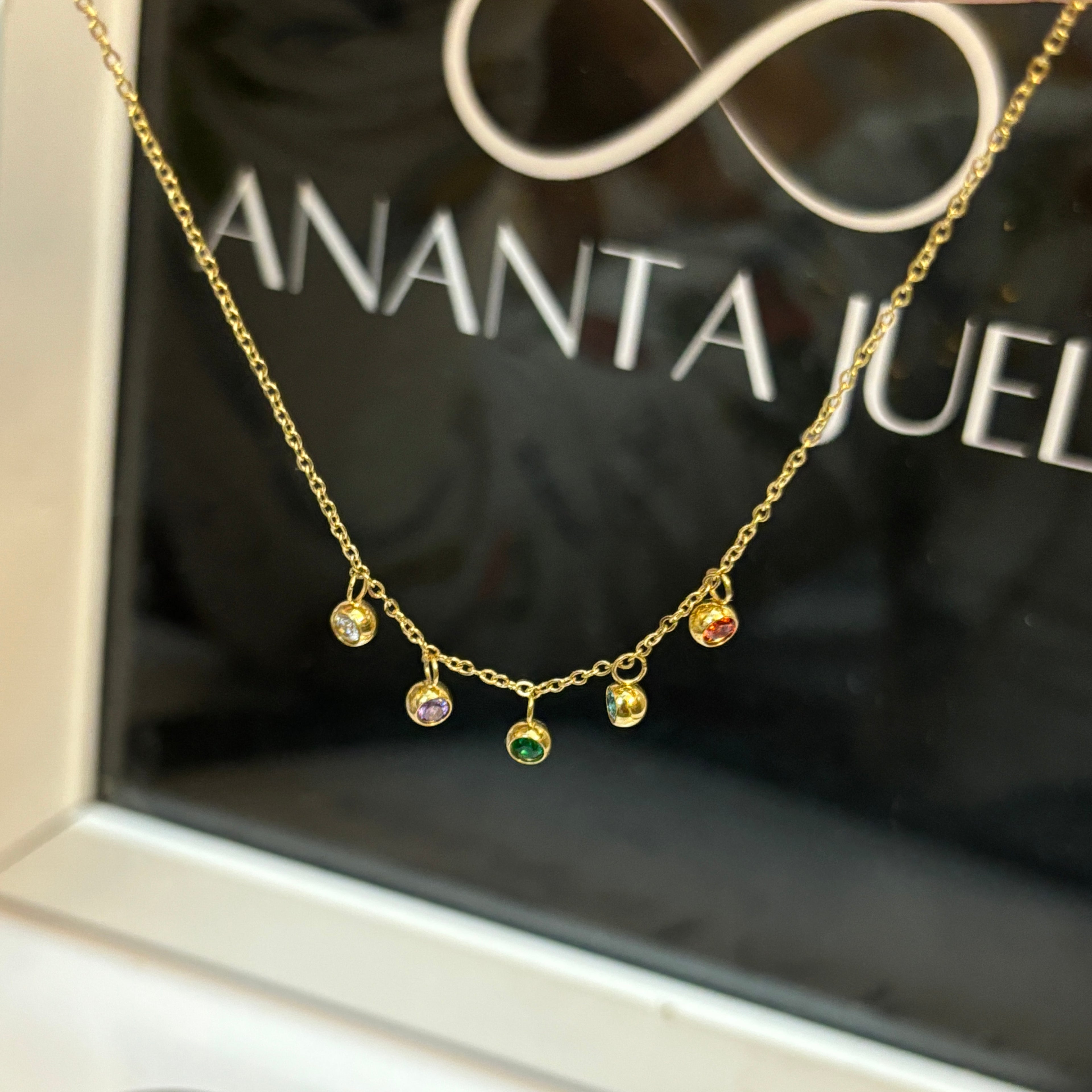 Mini ora necklace