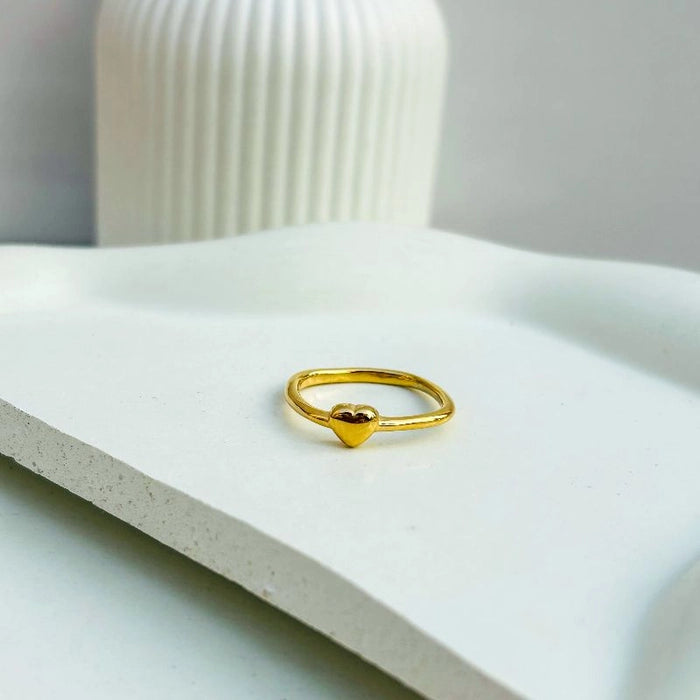 Amore ring