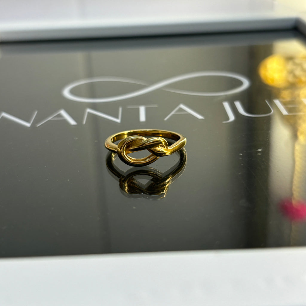 knot ring
