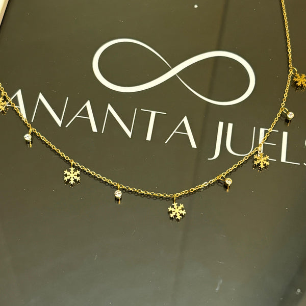 Eira Necklace