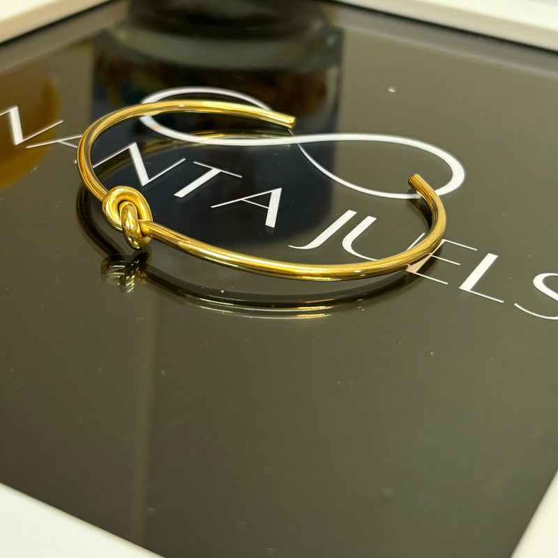 Knot cuff bracelet