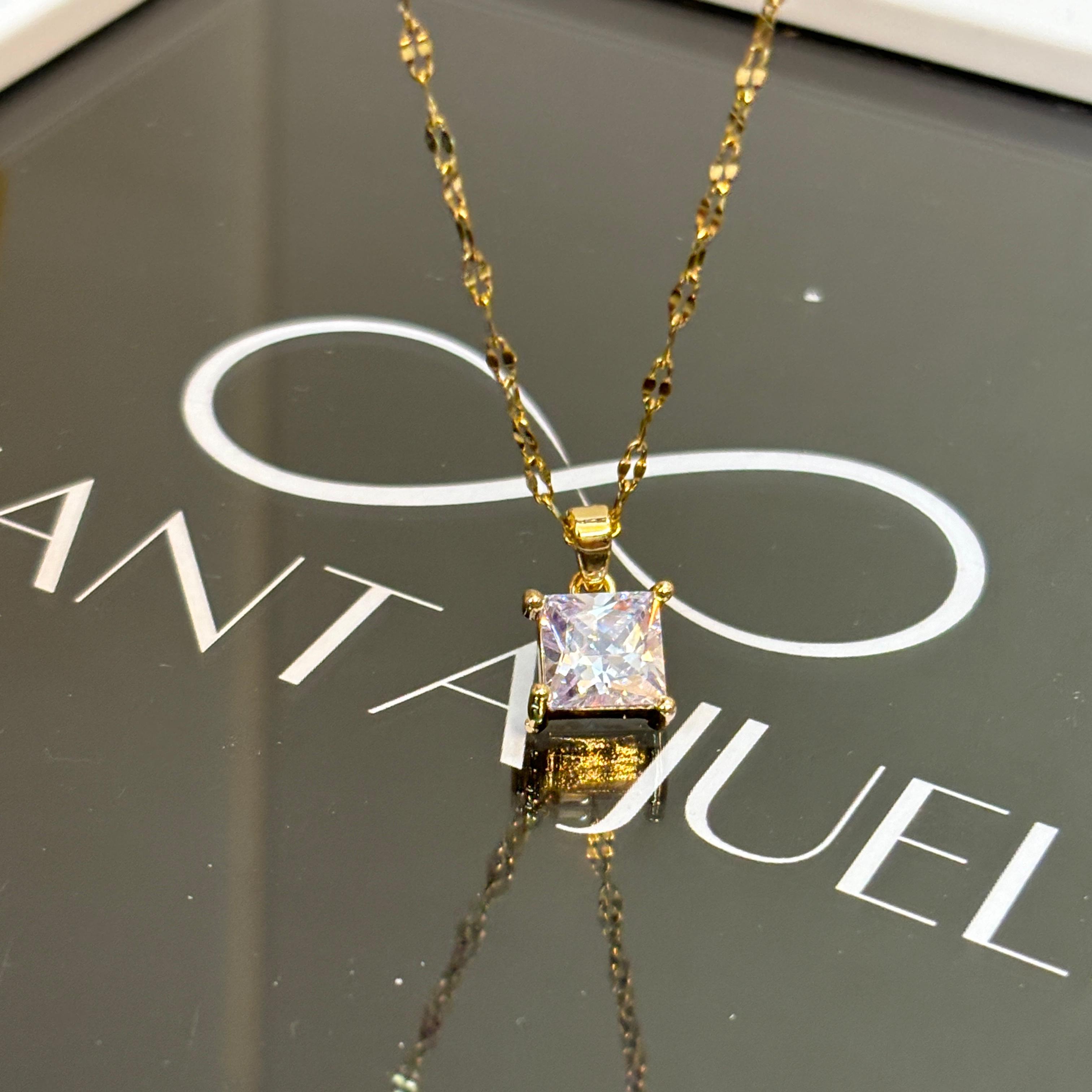 Ella Necklace