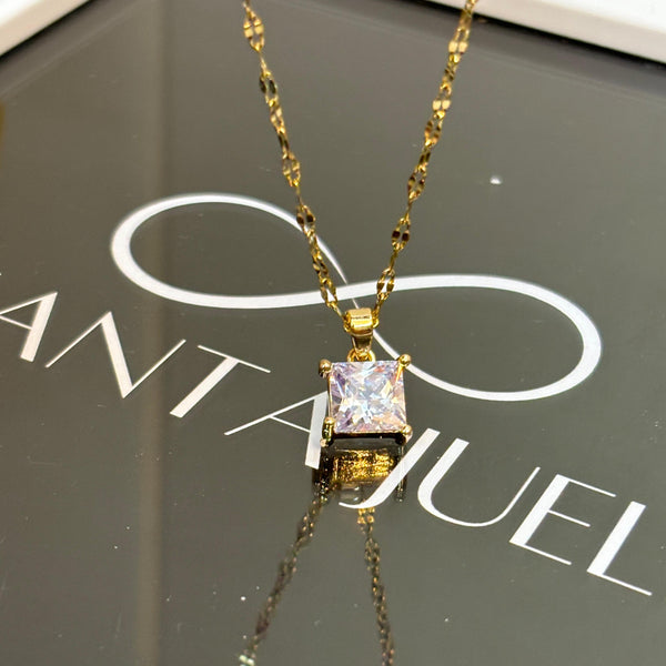Ella Necklace