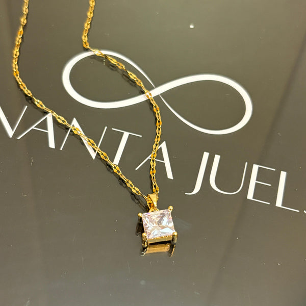 Ella Necklace
