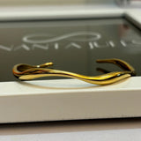 Wavy cuff bracelet
