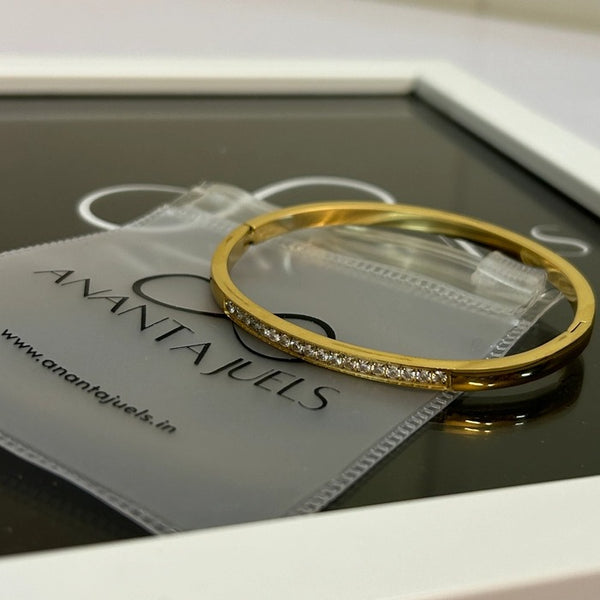 Esme bracelet 2.0