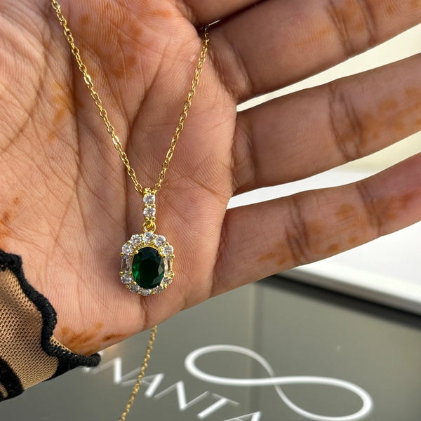 Diana emerald necklace