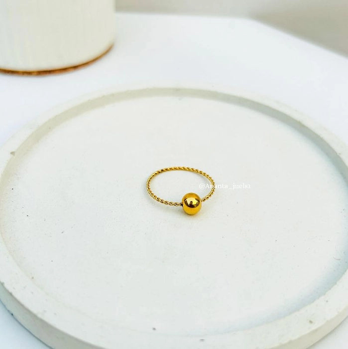 Minimalist ring