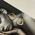 Classic oval hoops