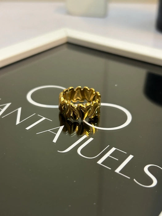 Chunky heart ring