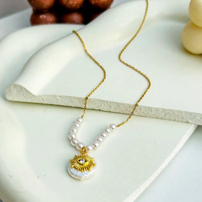 Pearl necklace