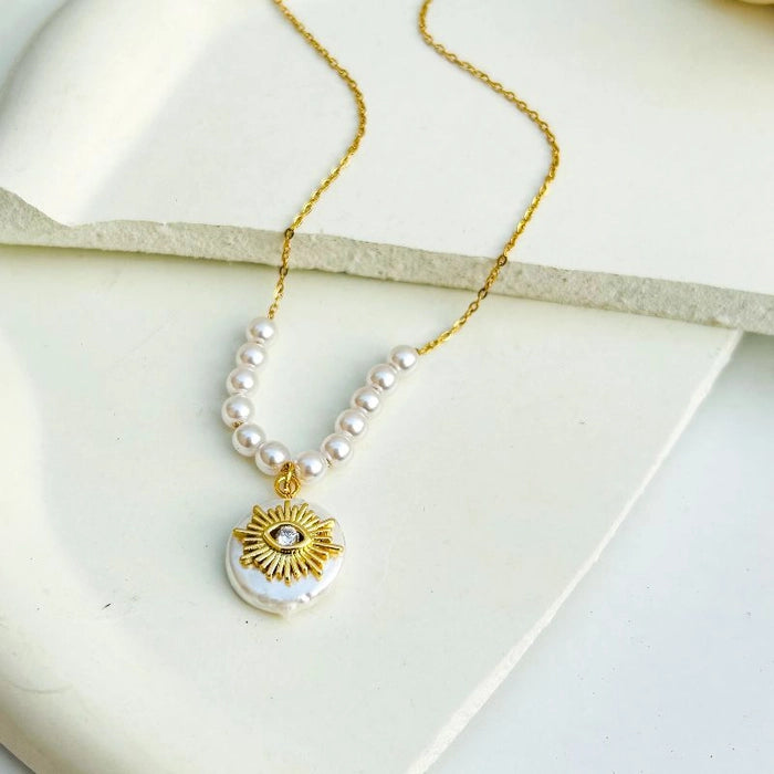 Pearl necklace