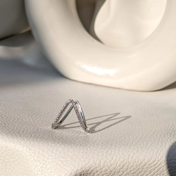 V ring
