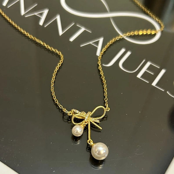 Bow pearl necklace