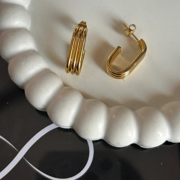 Three line hoops