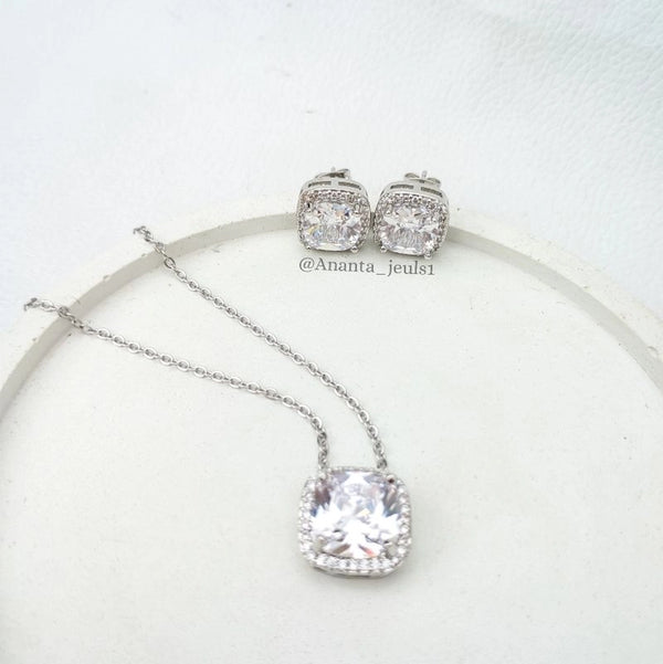 Myra set (white)