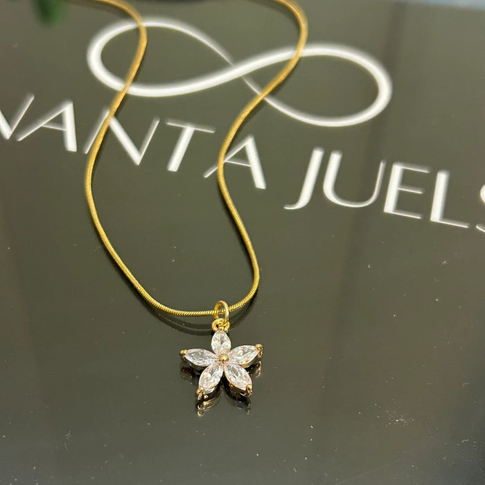 Floral necklace (medium)