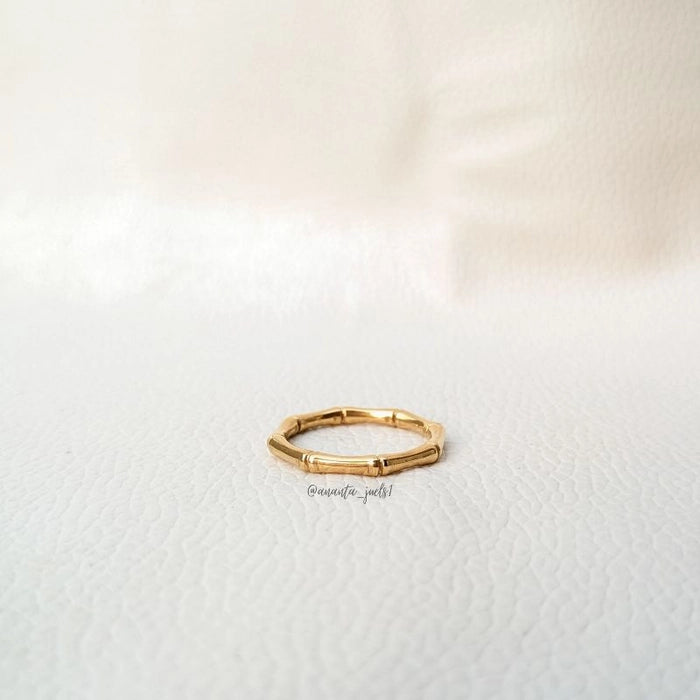Hexagon ring