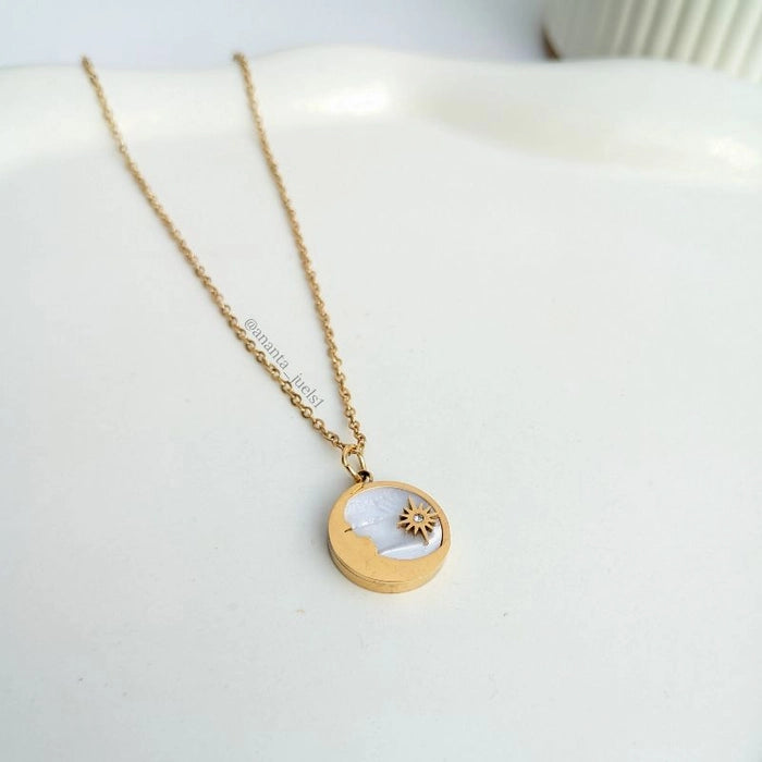 Moon light necklace