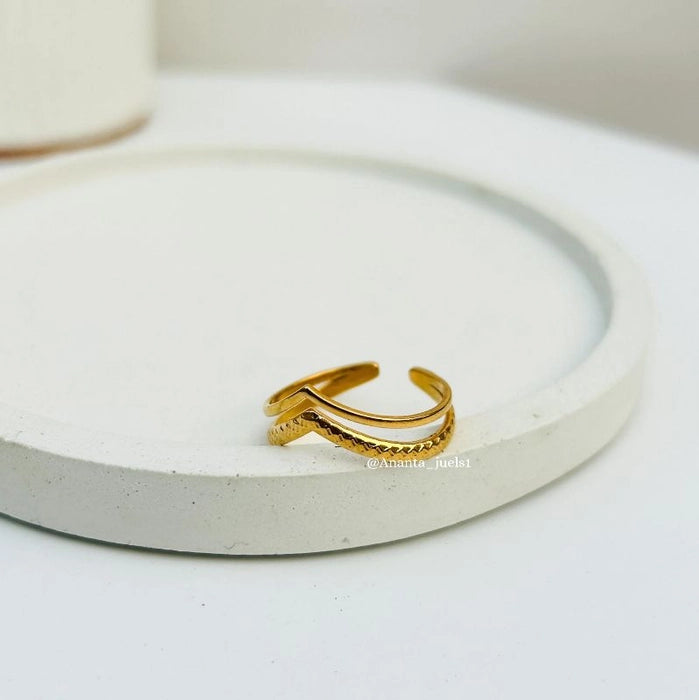 Layered crown ring
