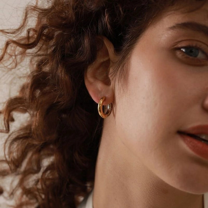 Dual tone hoops