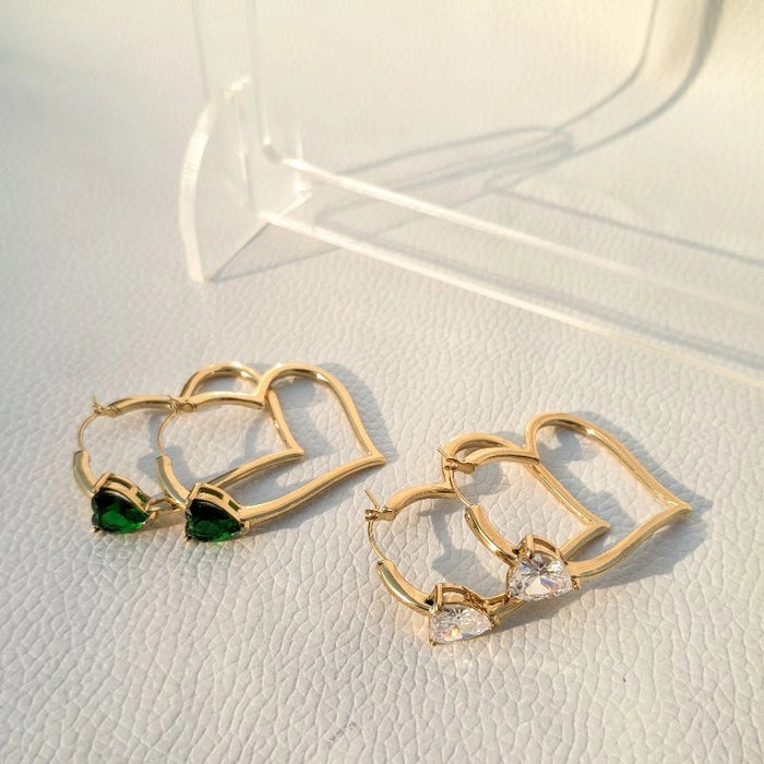 Amara hoops