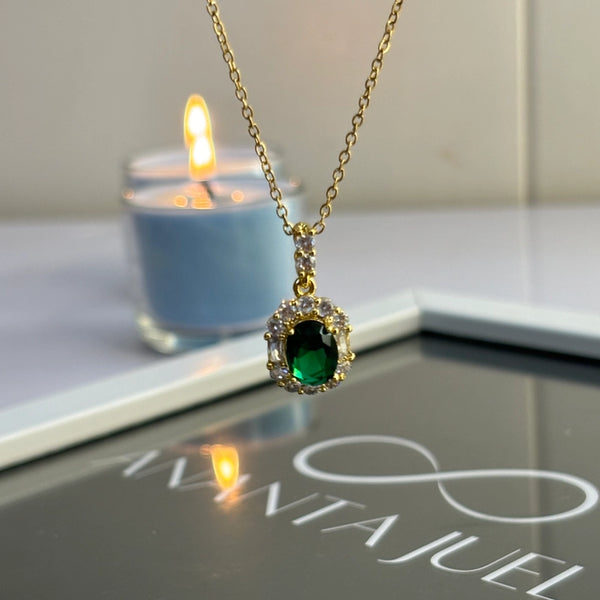 Diana emerald necklace