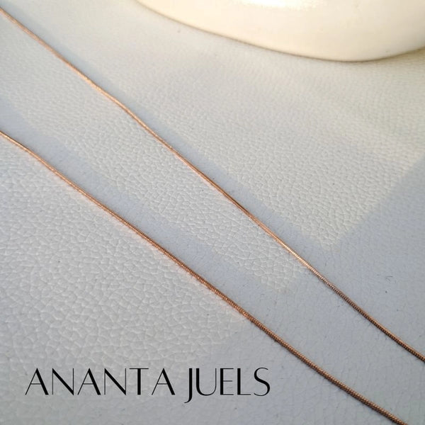 Minimal rose gold chain
