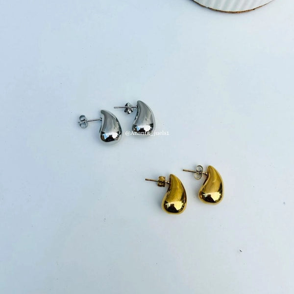 Mini water drop earrings