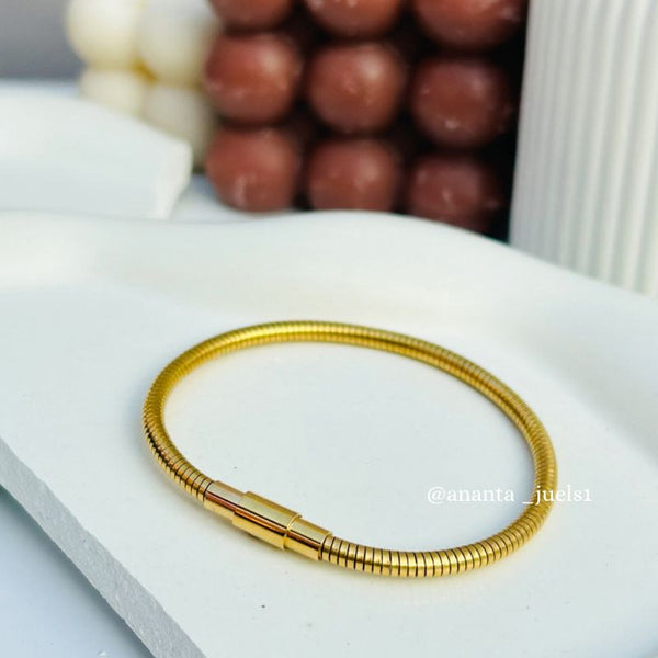 Vida Bracelet