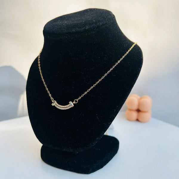 Dainty necklace